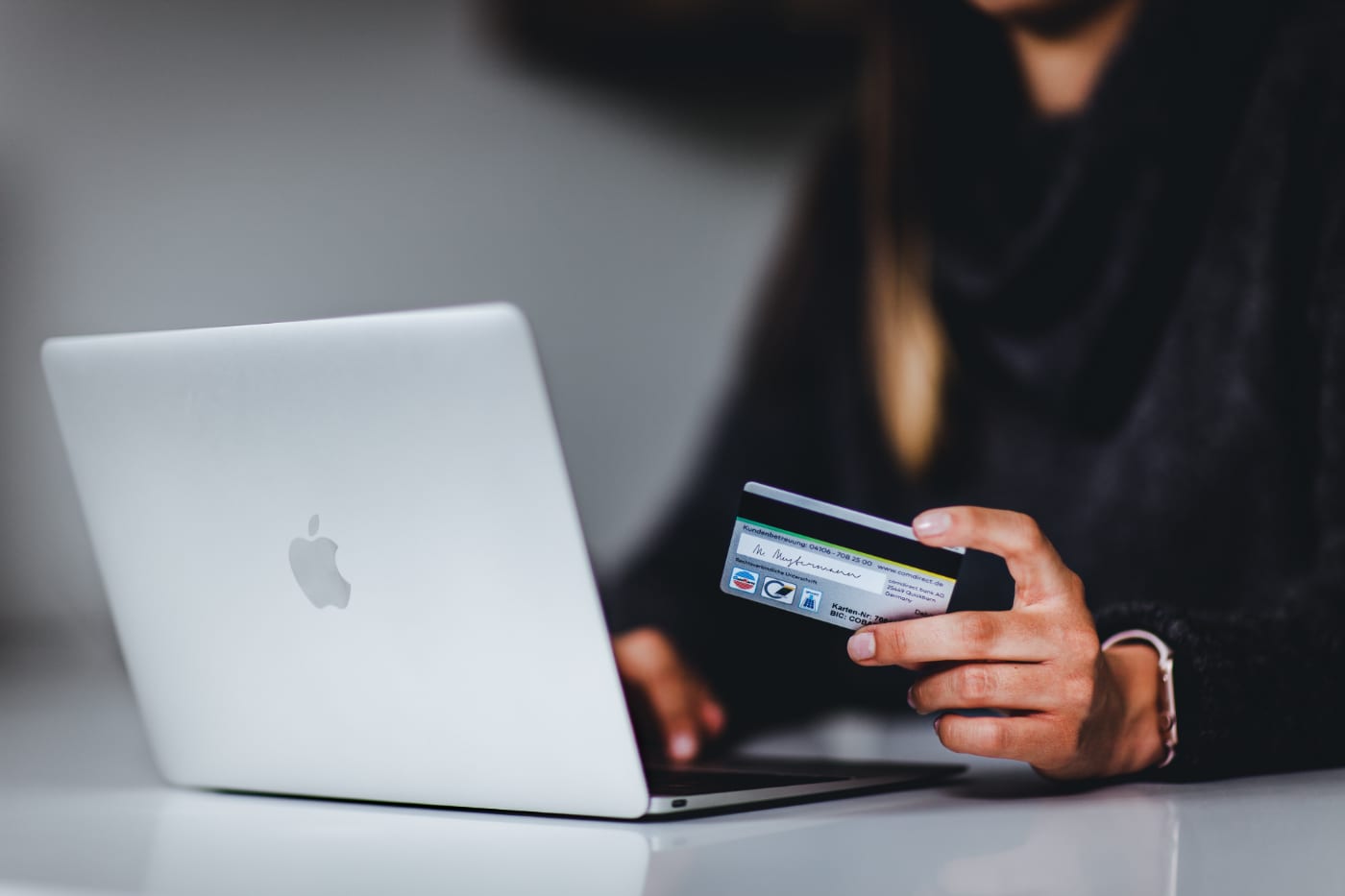 Comprar online e pagar às prestações… sem juros!