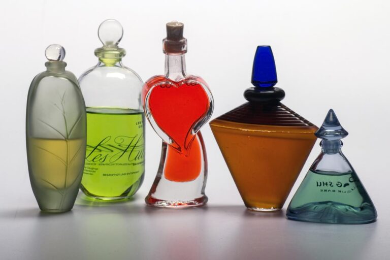 Ideias para reciclar os perfumes que já não pretende usar
