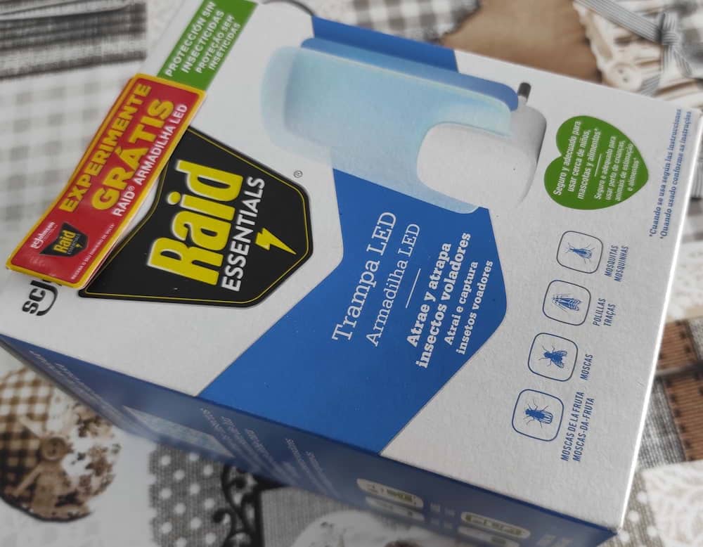 Raid - Armadilha Led para Insetos Voadores