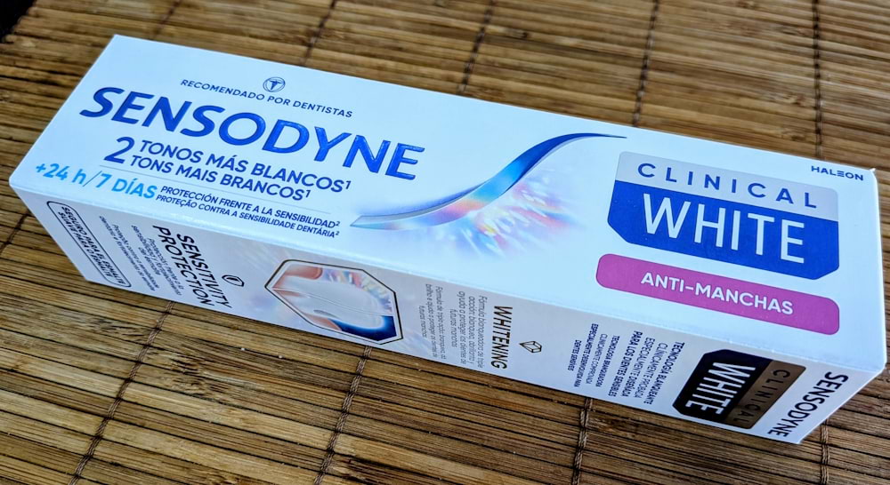 Sensodyne Clinical White - Anti-Manchas