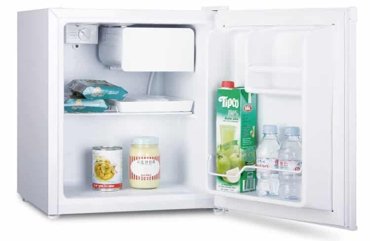 Como eliminar os maus cheiros no frigorífico