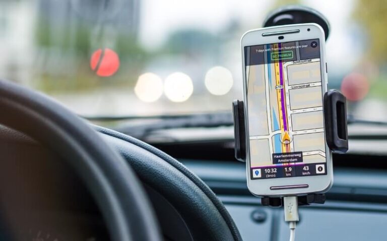 Usar o GPS pode ajudar a poupar tempo e dinheiro